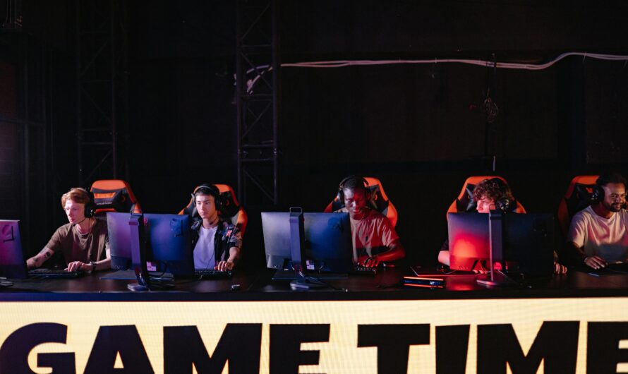 Iconic PC Game Covers From the 2000s We’ll Never Forget